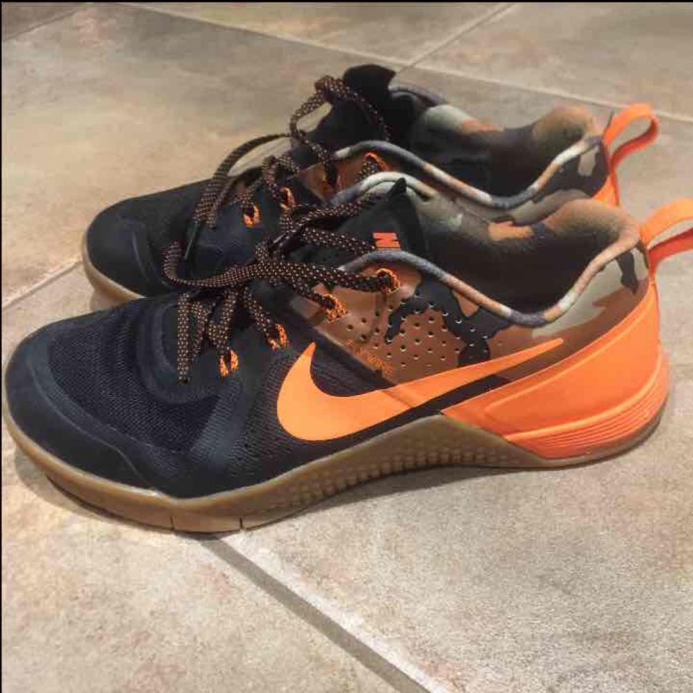 Men's Nike Metcons 10.5