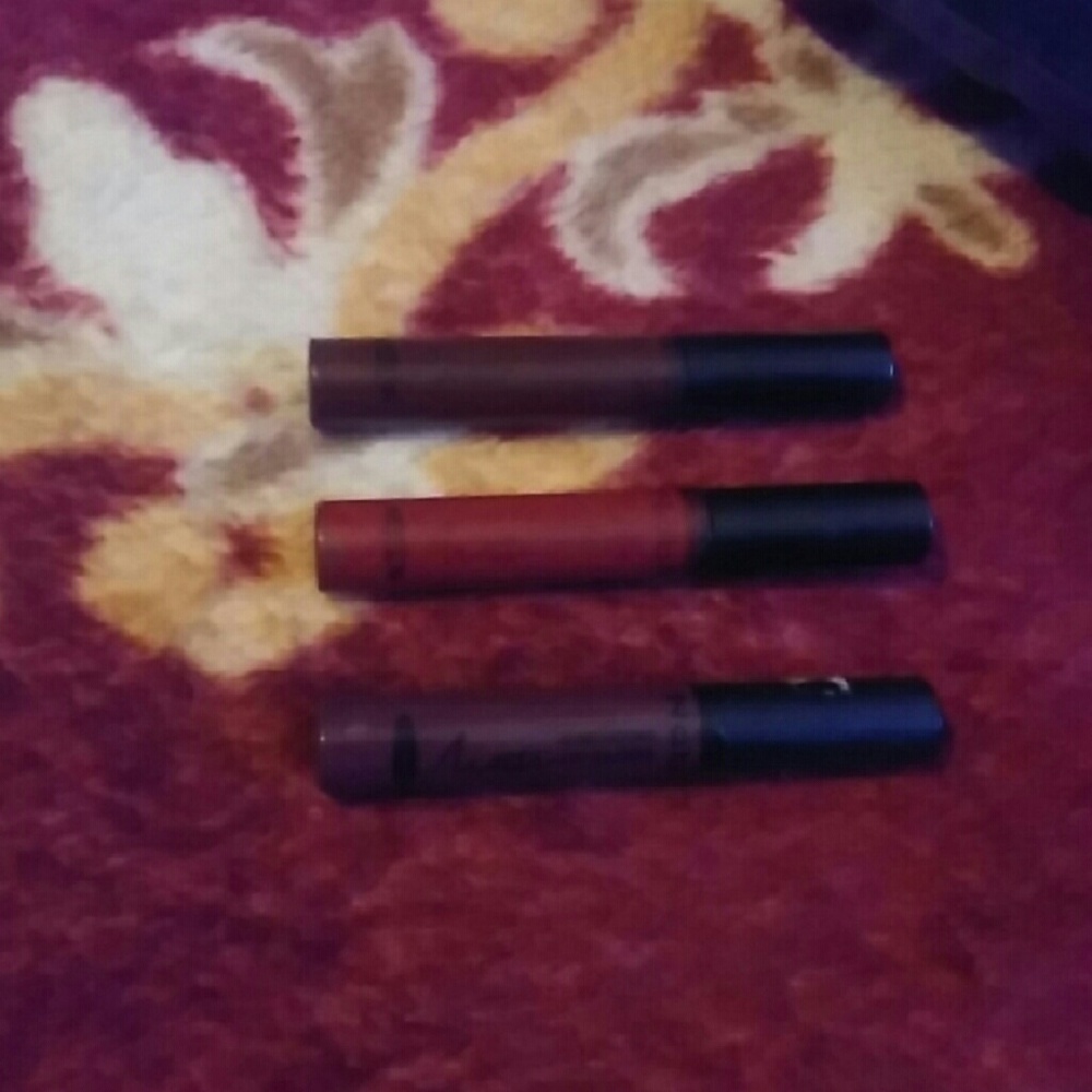 3 Different Matte Lip Stains