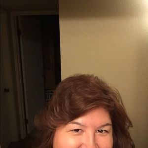Meet your Posher, Lori