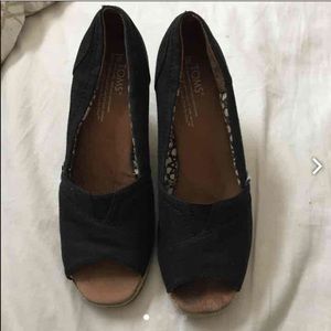Black TOMS wedges