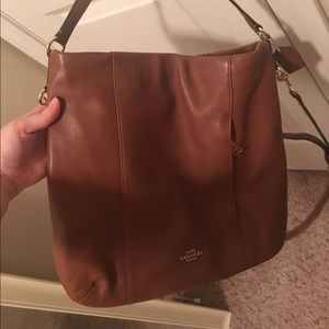 Authentic Coach Isabella