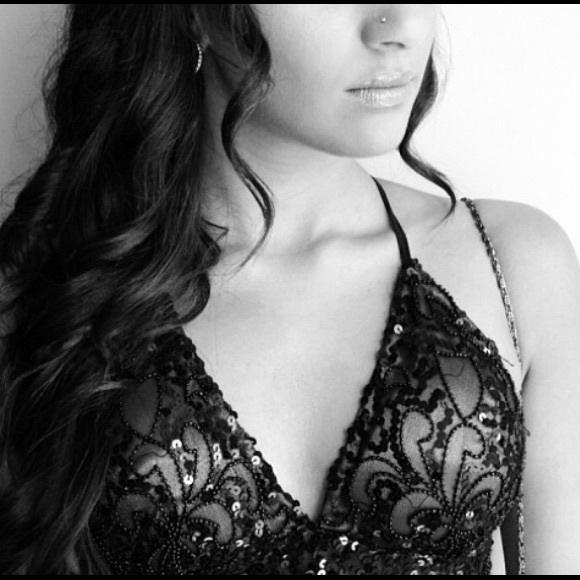 Black prom dress - Picture 2 of 4