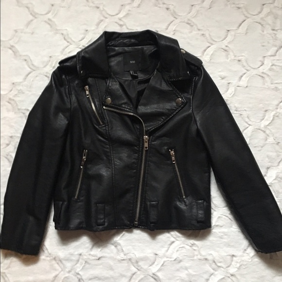 Forever 21 Jackets & Blazers - Faux Leather Jacket!