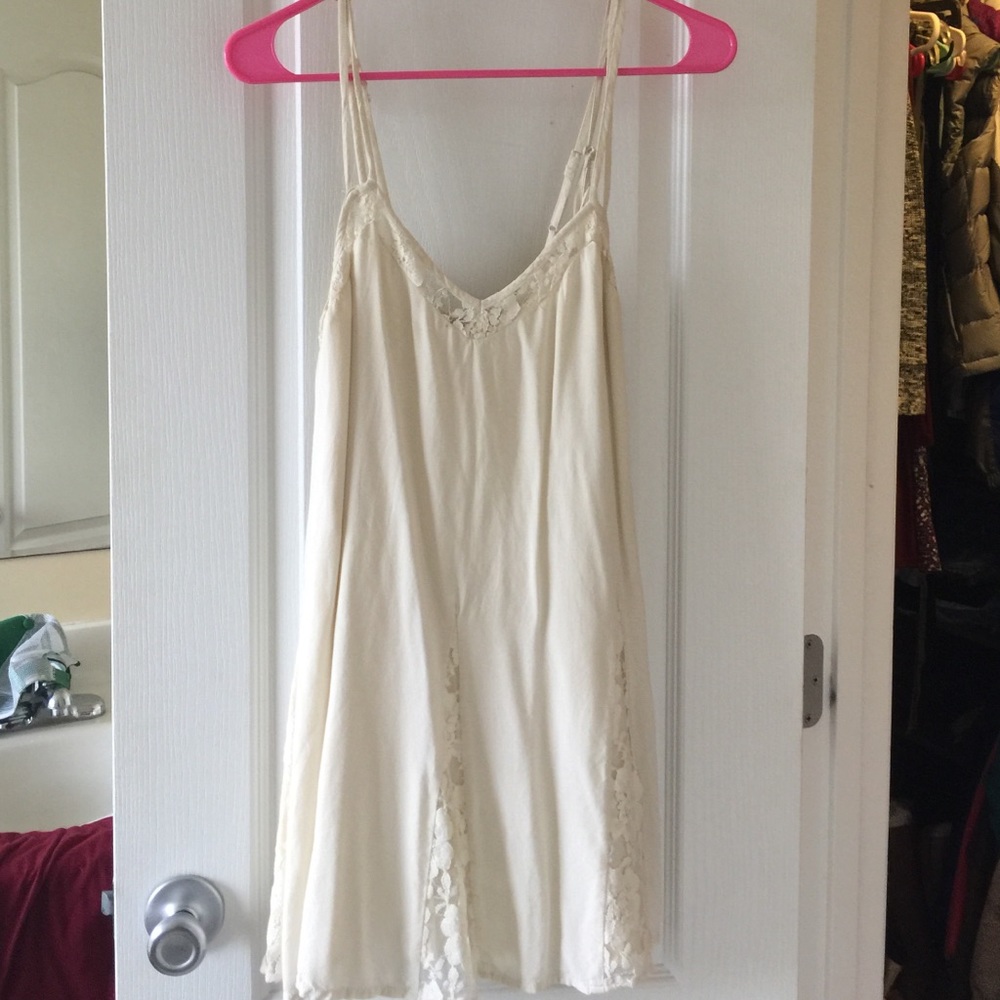 Cream lace shift dress