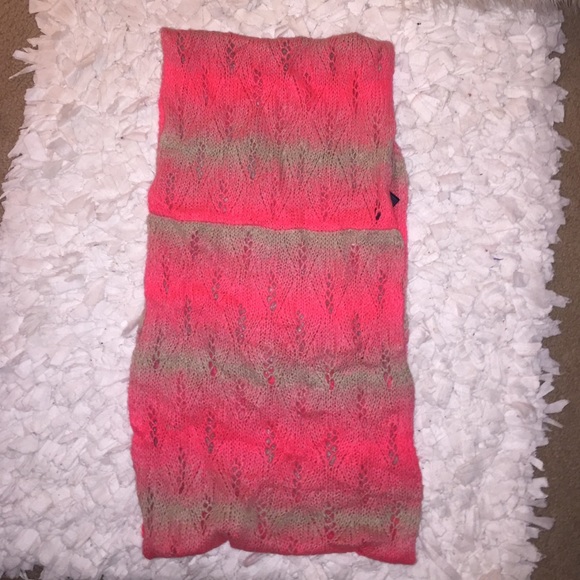 ❄️American Eagle Infinity Scarf Pink & Tanish Grey - Picture 2 of 2