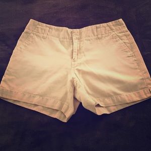 Gap khaki shorts