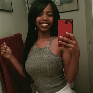 Meet your Posher, Ebony