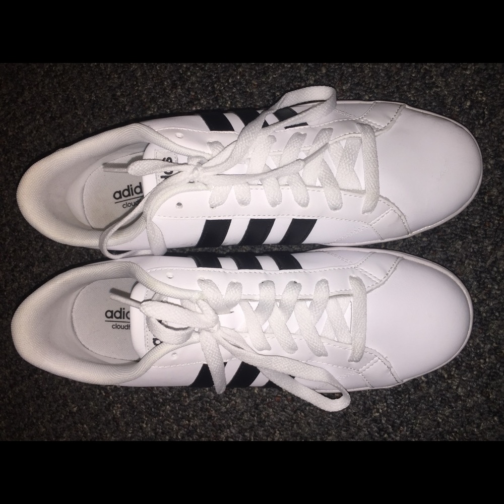 Adidas NEO*