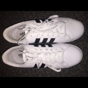 Adidas NEO*