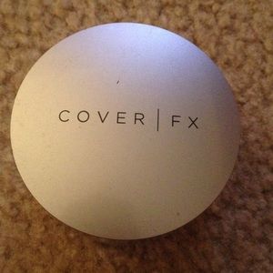 Cover fx illuminator powder