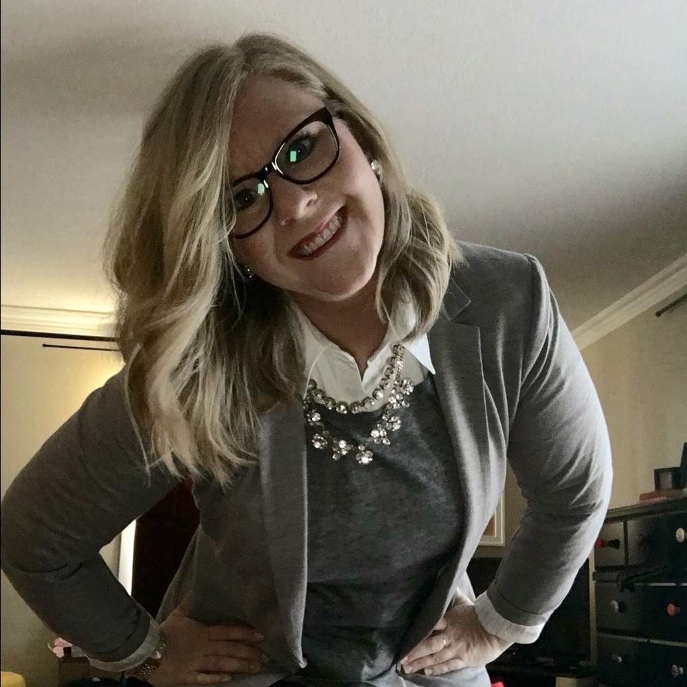 Meet your Posher, Lindsey