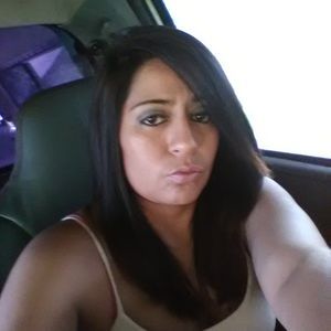 Meet your Posher, Yolanda