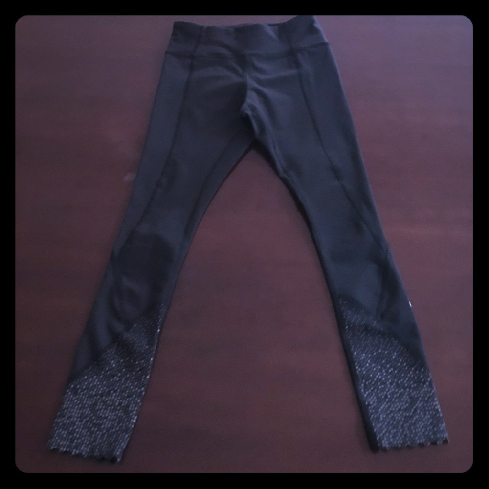Lululemon yoga / running / spinning pants