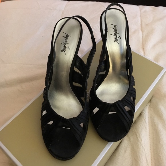 ❗️SALE! Jacqueline Ferrar heels - Picture 2 of 4