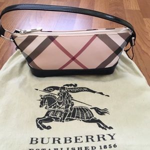 NEVER WORN Authentic Burberry purse