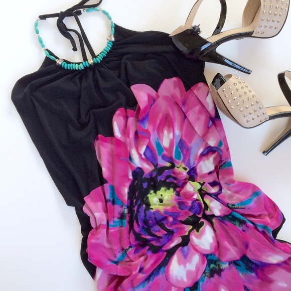 Dresses & Skirts - Gorgeous Slinky Black and Floral Dress XL