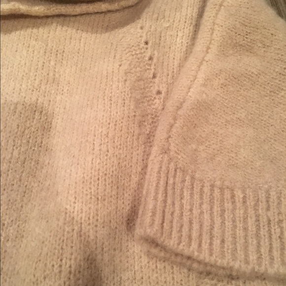 NWT pale pink short sleeve sweater - Picture 3 of 4