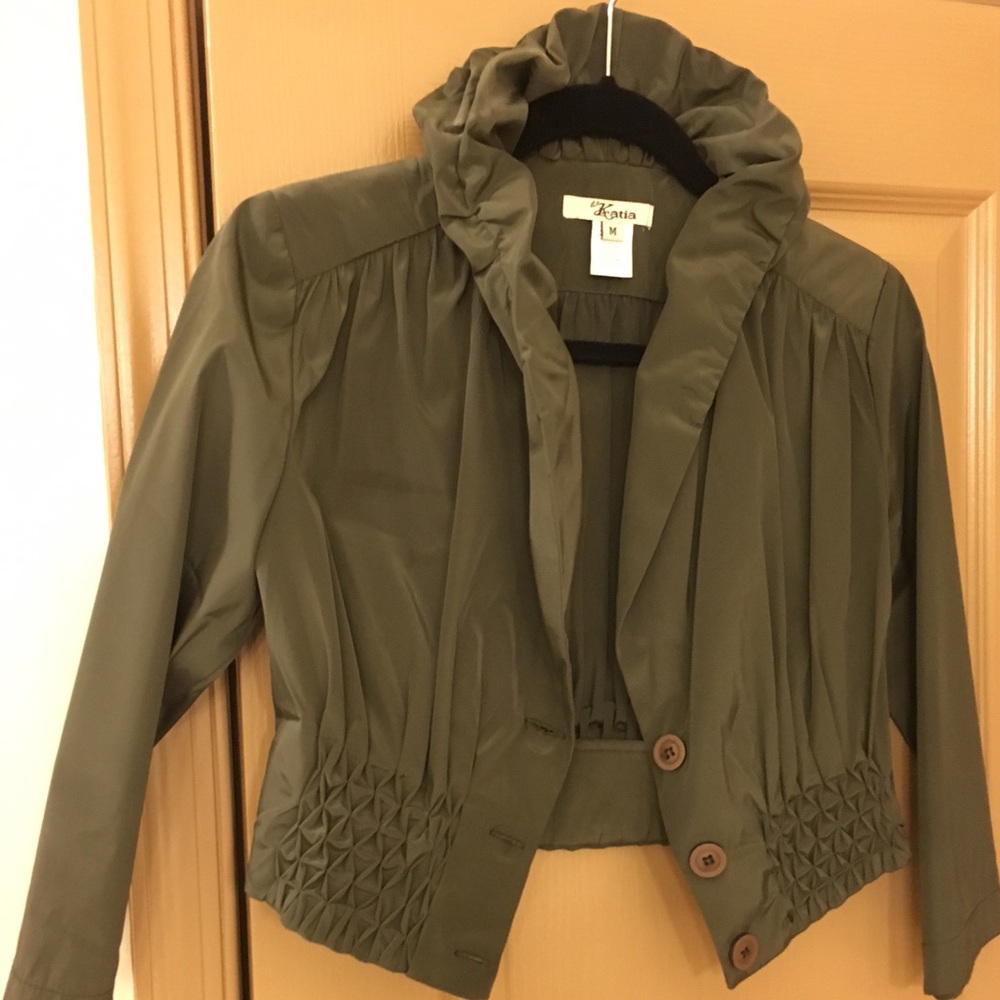 Cropped 3/4 Sleeve Jacket