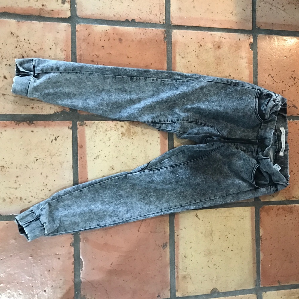 brand new never worn joggers