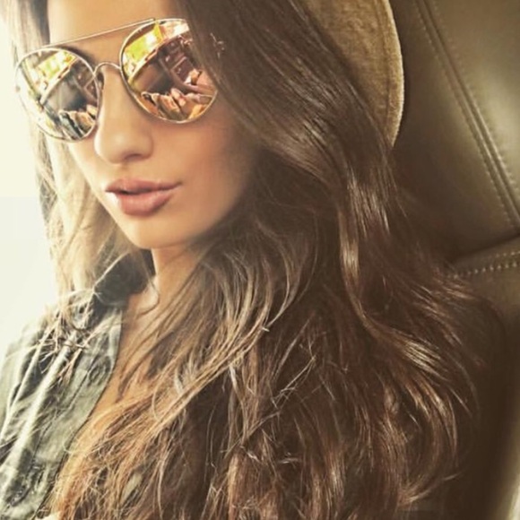 Quay Australia Circus Life Gold Sunglasses display picture 2