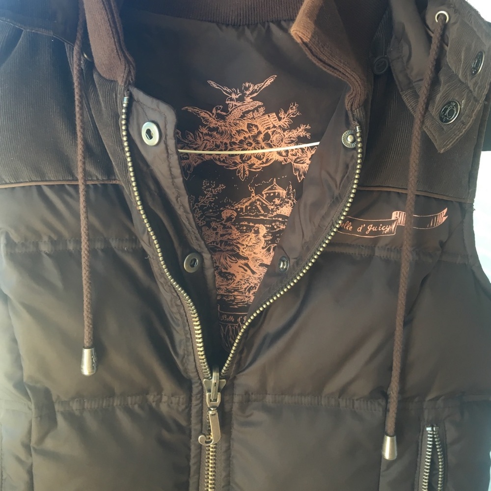 ✅SOLD✅ Juicy Couture Brown puffer vest - Picture 2 of 4