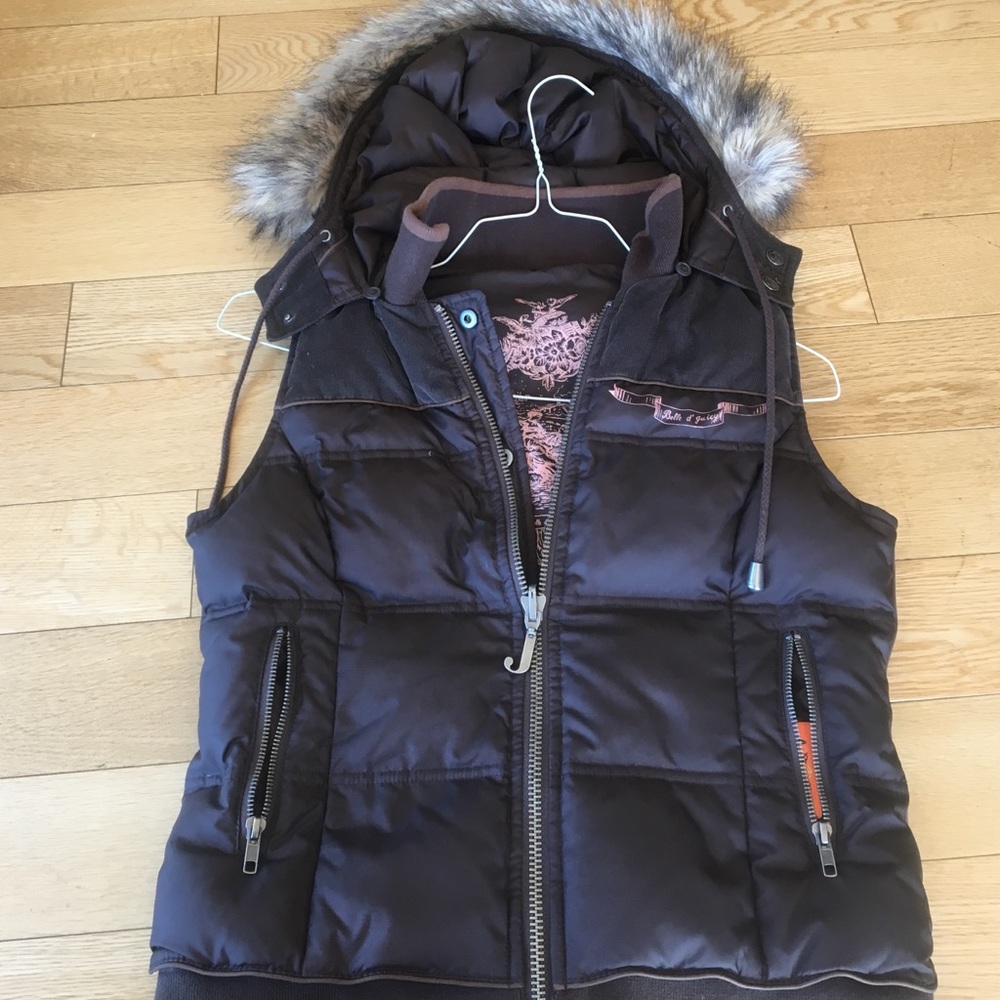 ✅SOLD✅ Juicy Couture Brown puffer vest - Picture 3 of 4