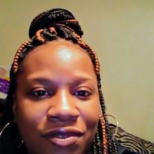 Meet your Posher, Pam