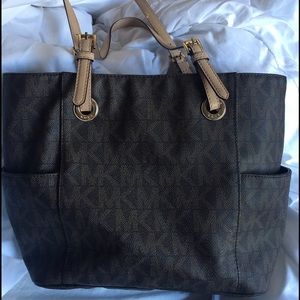 Michael Kors purse