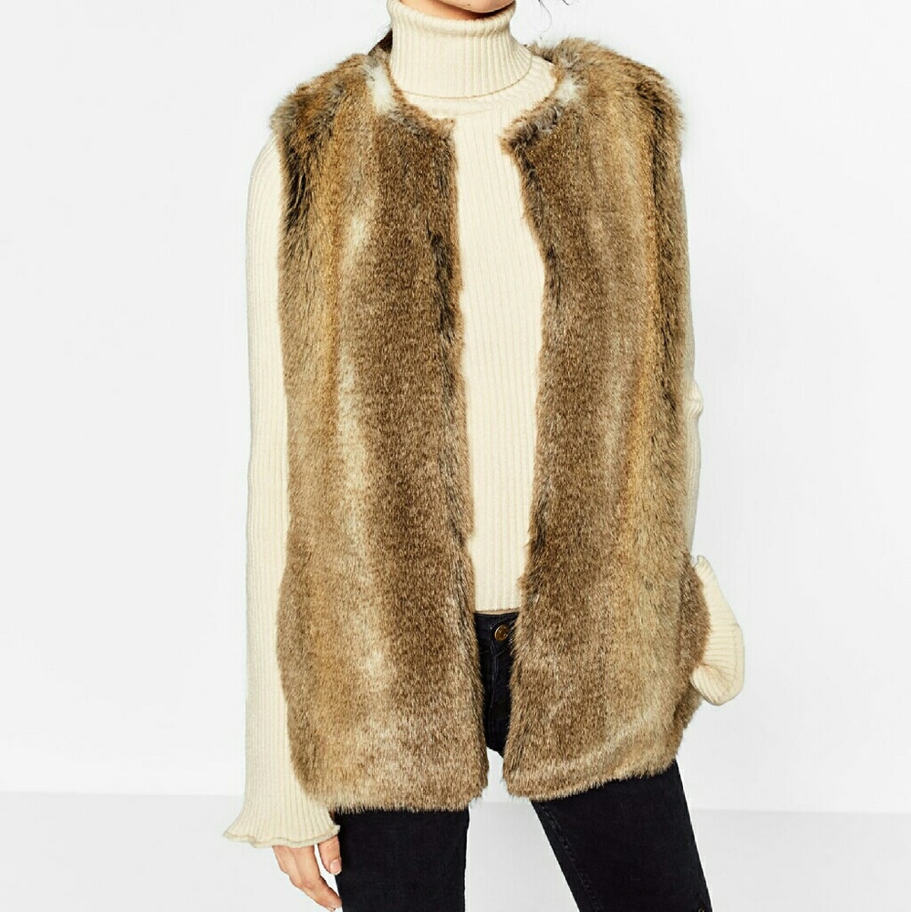šHOST PICKšZara Faux Fur Vest - Picture 2 of 6