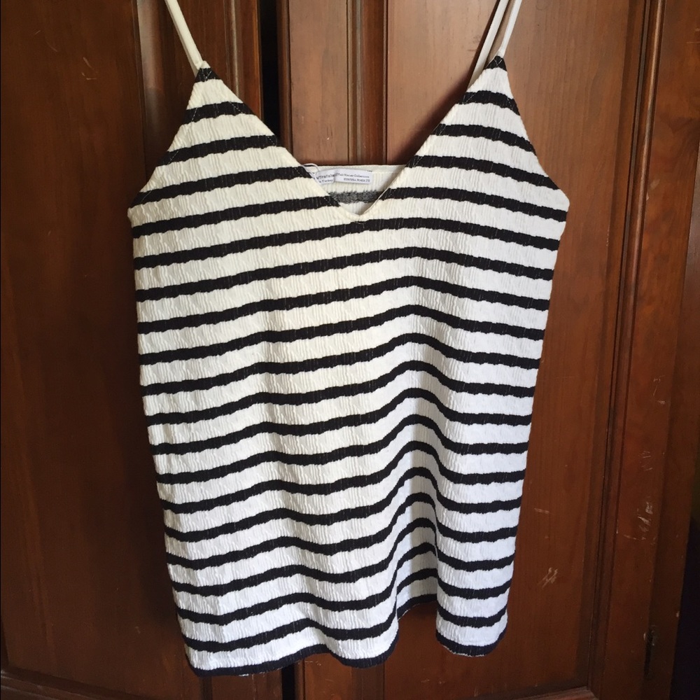 Striped black and white tank top NWOT