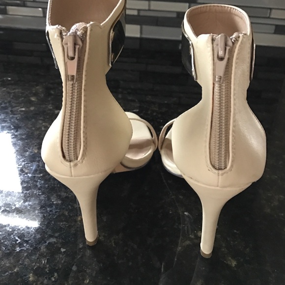 SOLD - Picture 2 of 4