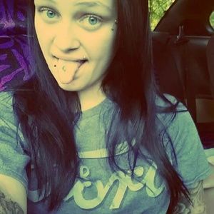 Meet your Posher, Sierra