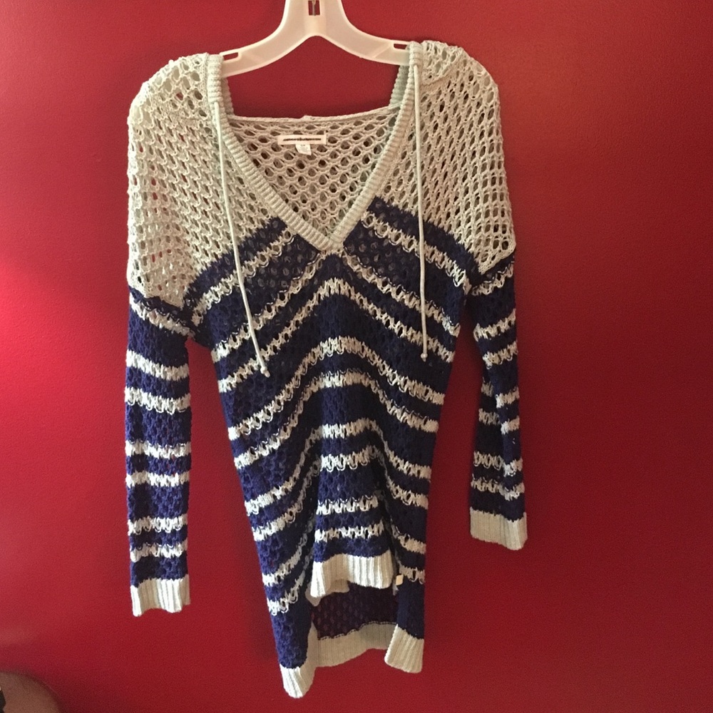 American Eagle Outfitters Sweater