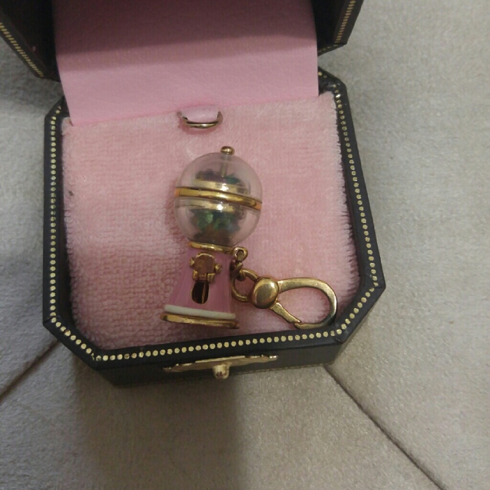 Juicy Couture Bubblegum Machine Charm