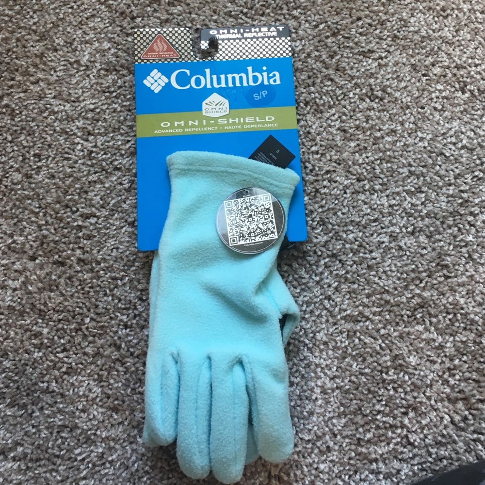 Women's Columbia gloves