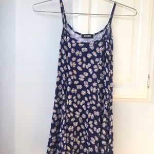 Daisy print dress