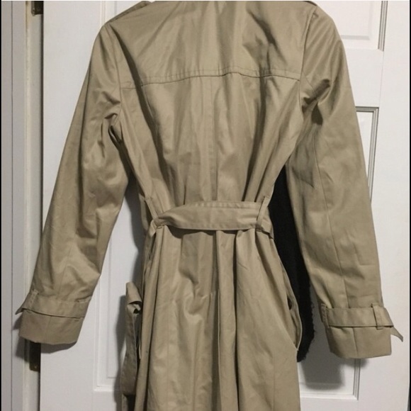 Banana Republic Jackets & Coats - NWOT Banana Republic Trench Coat Banana Republic Jackets & Coats - NWOT Banana Republic Trench Coat