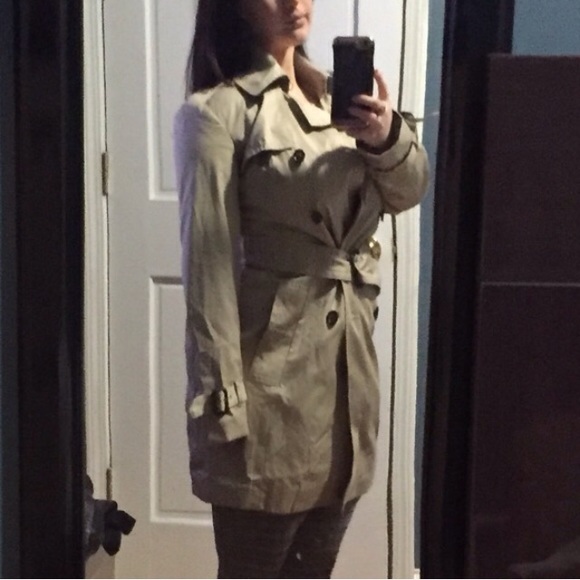 Banana Republic Jackets & Coats - NWOT Banana Republic Trench Coat Banana Republic Jackets & Coats - NWOT Banana Republic Trench Coat