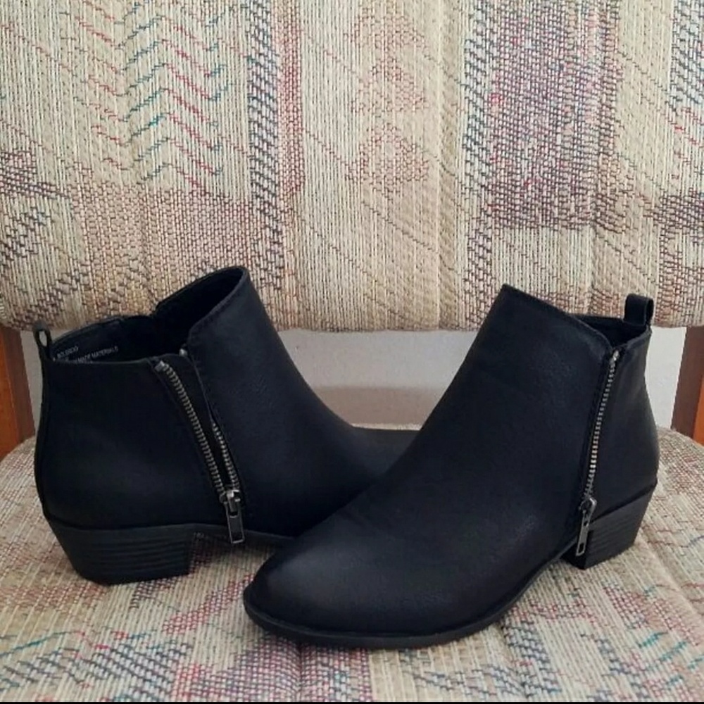 New Madden Girl Black Boleroo Booties
