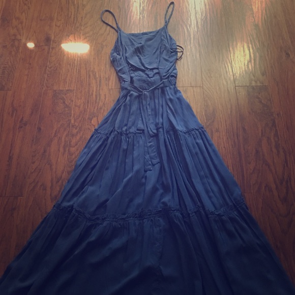 Sold on merc - Picture 2 of 4