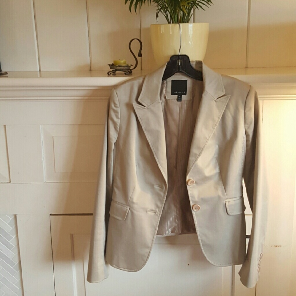 Cream or Sandy colored dress jacket blazer