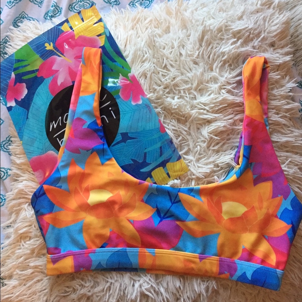 ‼️SOLD‼️Moana Water Dragon top