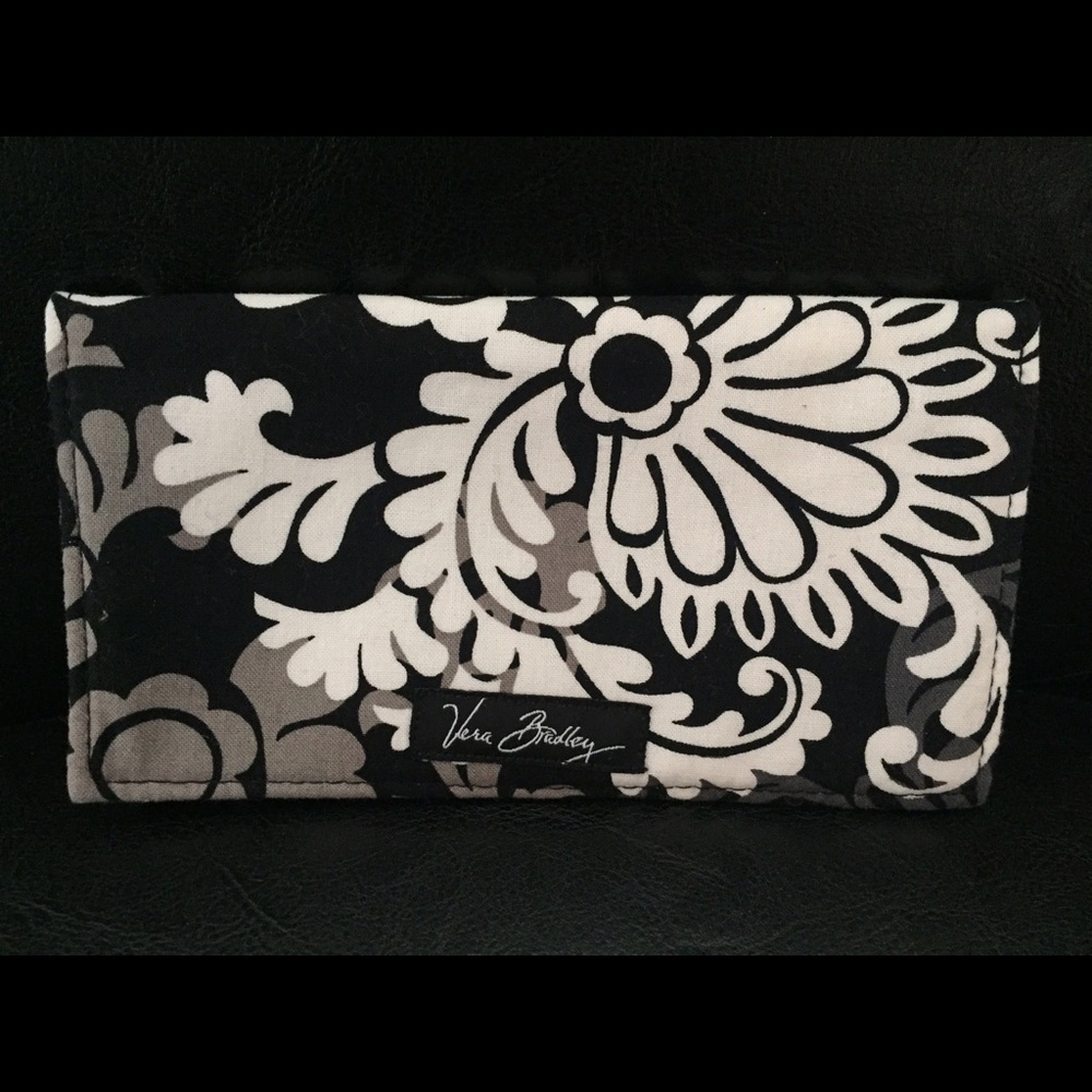 NEW Vera Bradly Wallet