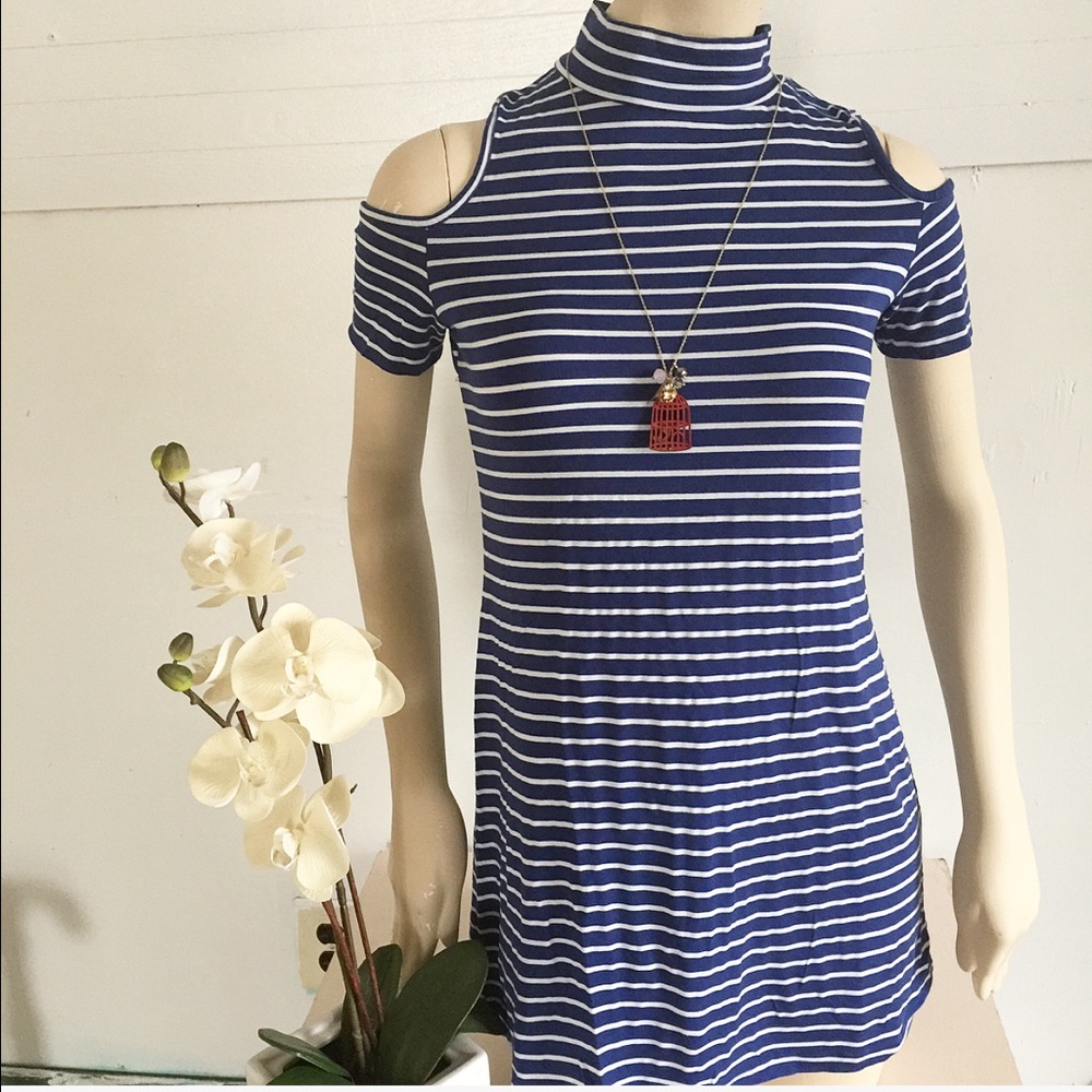 UK2LA Navy blue and white striped mini dress. - Picture 1 of 3