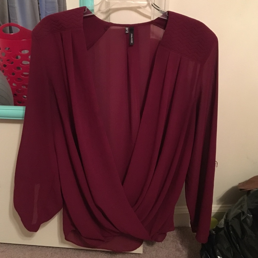 Beautiful sheer blouse!