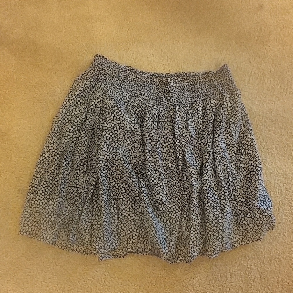 Adorable Old Navy skirt!