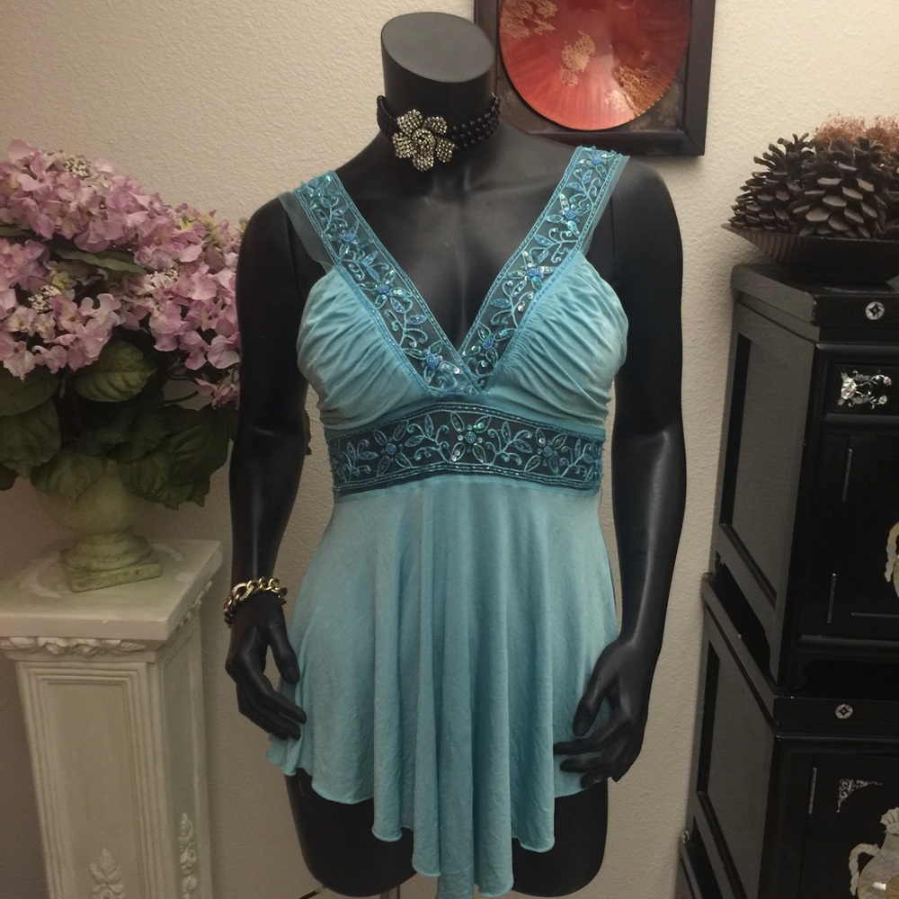 Bebe lace trim teal tank top