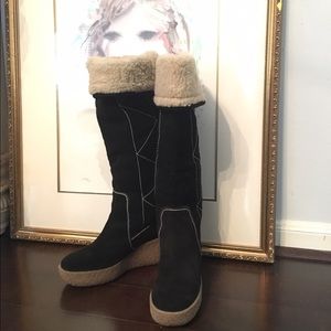 Michael Cors suede winter wedge boots