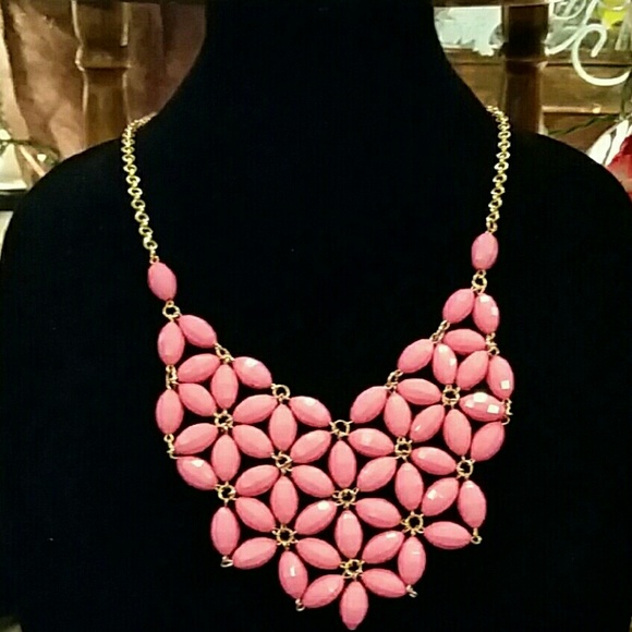 Necklaces - Picture 4 of 4