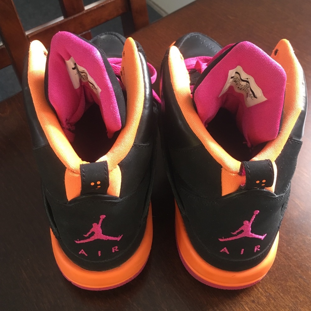 Jordan flight. No box